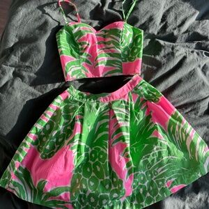 EUC Lilly Pulitzer Parfait Set
